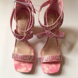 NEW Juicy Couture Logo Pink Rhinestone Strap Sandal. Size 8M.